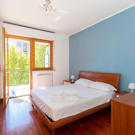 Apartament Cozy&Spacious Apt 2 Min Walk From The Tram Stop! Turyn Zewnętrze zdjęcie